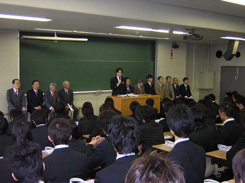 学科主任 高窪教授の挨拶